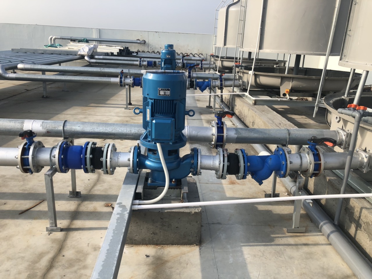 Thi công hệ thống chiller và ống gió nhà máy regina -  Hưng Yên